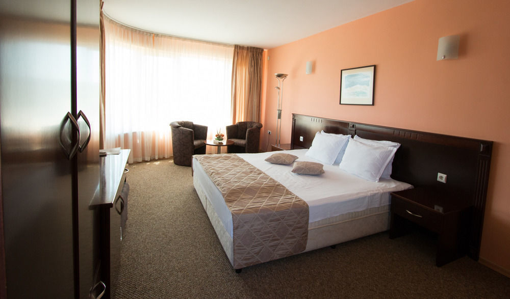 Hotel Divesta - Self Check In Varna Eksteriør billede