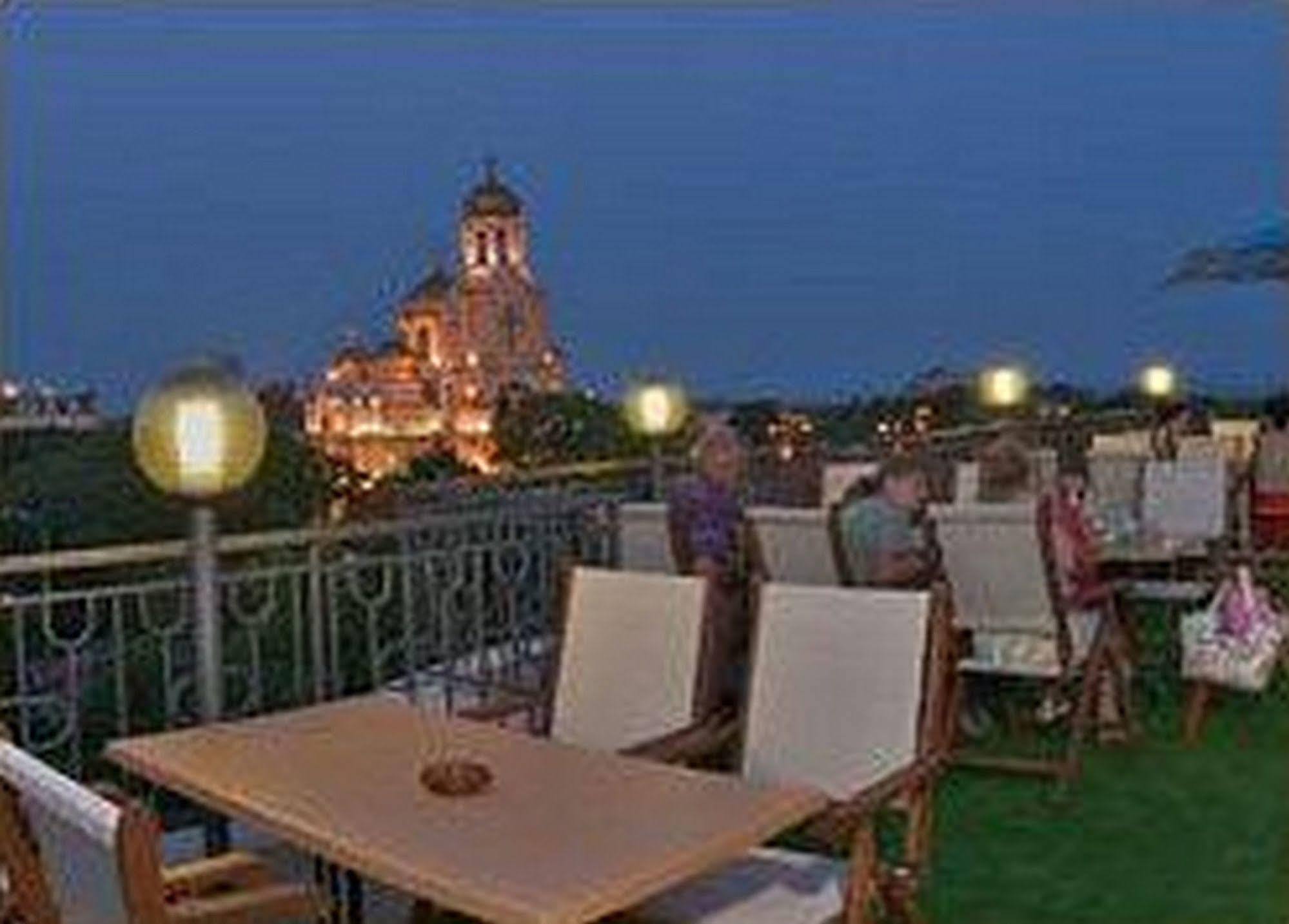 Hotel Divesta - Self Check In Varna Eksteriør billede